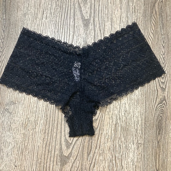 Size L Thong Lace - Picture 1 of 9